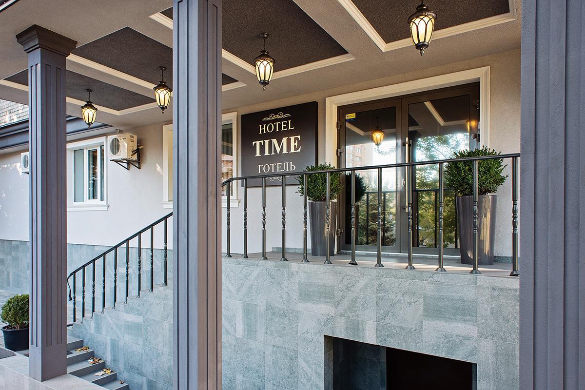 Time Hotel Kiev Eksteriør billede